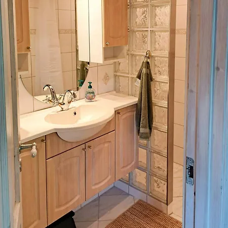 Cosy Brick House Near Bratten