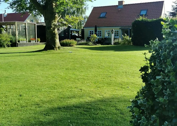 Cosy Brick House Near Bratten